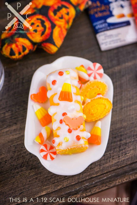 Dollhouse Miniature Marbled Candy Corn Halloween Swiss Roll Cake - 1:12 Dollhouse Miniature Halloween Cake