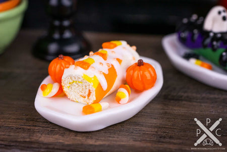 Dollhouse Miniature Candy Corn Halloween Swiss Roll Cake - 1:12 Dollhouse Miniature - Halloween Miniatures