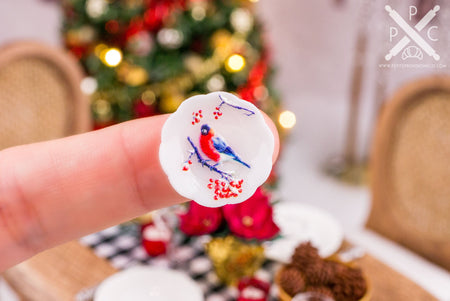 Dollhouse Miniature Christmas Birds Decorative Plates - Large - Set of 4 - 1:12 Dollhouse Miniature Christmas Plates