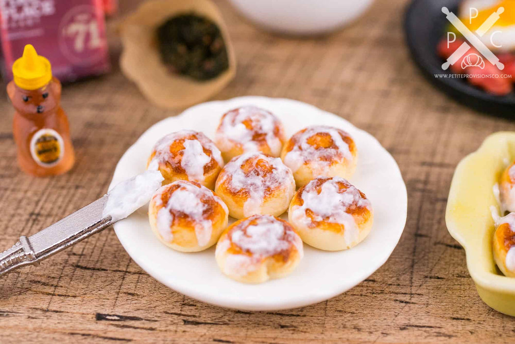 Dollhouse Miniature Plate of Cinnamon Rolls - 1:12 Dollhouse Miniature Cinnamon Rolls - Dollhouse Breakfast