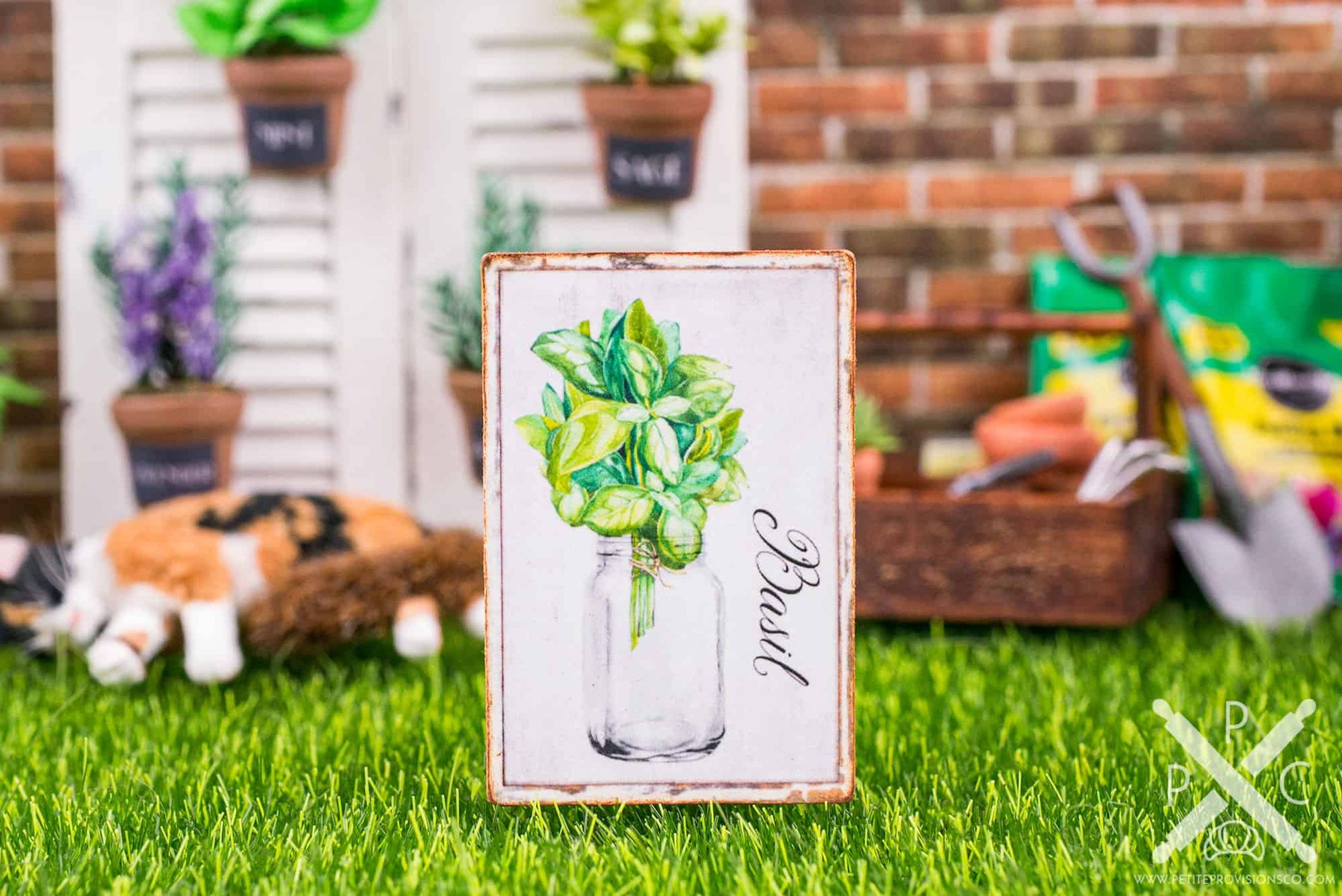 Farmhouse Basil Sign– The Petite Provisions Co.