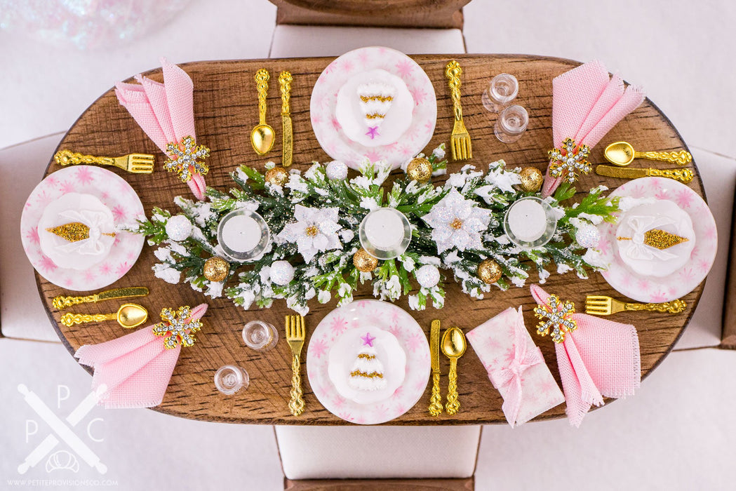 Glittering Gold, Pink and White Christmas Table Setting for 4