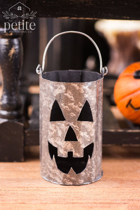 Haunted Hollow Lantern