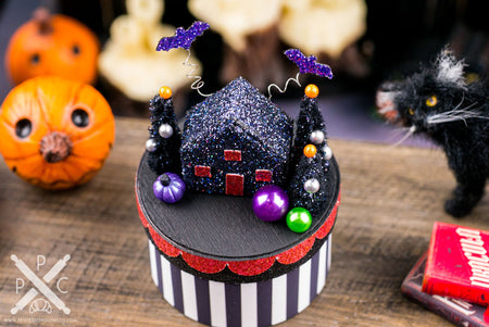 Dollhouse Miniature Haunted House Halloween Box Decoration 1:12 Scale Halloween Decoration