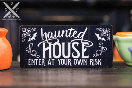 Dollhouse Miniature Haunted House Sign - Decorative Halloween Sign - 1:12 Dollhouse Miniature Halloween Sign