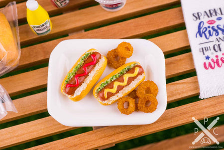 Dollhouse Miniature Hot Dogs and Onion Rings Platter - 1:12 Dollhouse Miniature Hot Dog Set