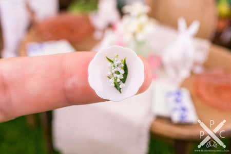 Dollhouse Miniature Lily of the Valley and Bluebell Decorative Plates - Small - Set of 4 - 1:12 Dollhouse Miniature Spring Plates