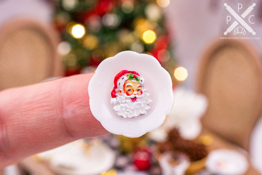 Dollhouse Miniature Santa Claus Decorative Plates - Set of 4 - 1:12 Dollhouse Miniature Christmas Plates