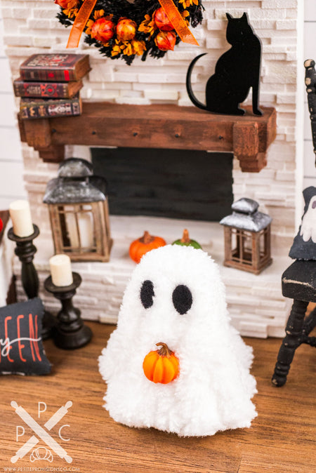 Dollhouse Miniature Sherpa Ghost with Pumpkin Decoration in 1:12 Scale