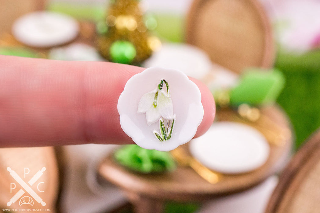 Dollhouse Miniature Snowdrop Decorative Plates