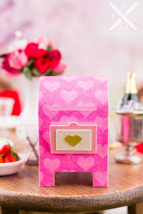 Dollhouse Miniature Valentine's Day Mailbox and Valentine Cards - 1:12 Dollhouse Miniature Valentine's Day Decoration