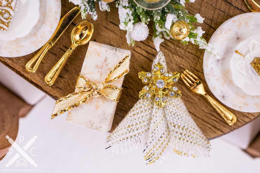 Glittering Gold and White Christmas Table Setting for 4