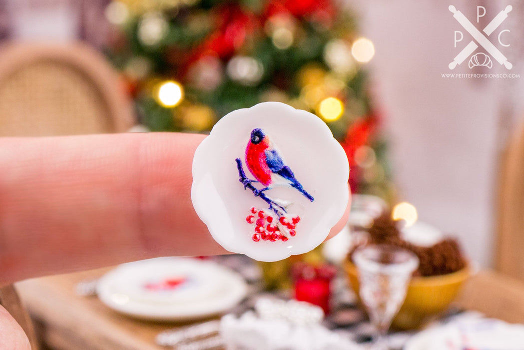 Dollhouse Miniature Winter Birds Christmas Decorative Plates - Large - Set of 4 - 1:12 Dollhouse Miniature Christmas Plates